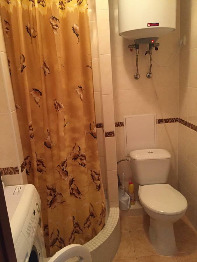 2-Х Комнатная Квартира, Первая Линия От Моря Apartment Chornomorsk Bagian luar foto